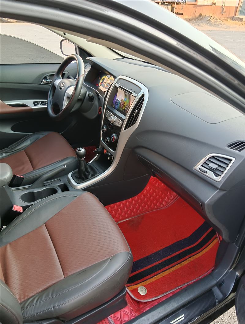 17年比亞迪f3手動高配