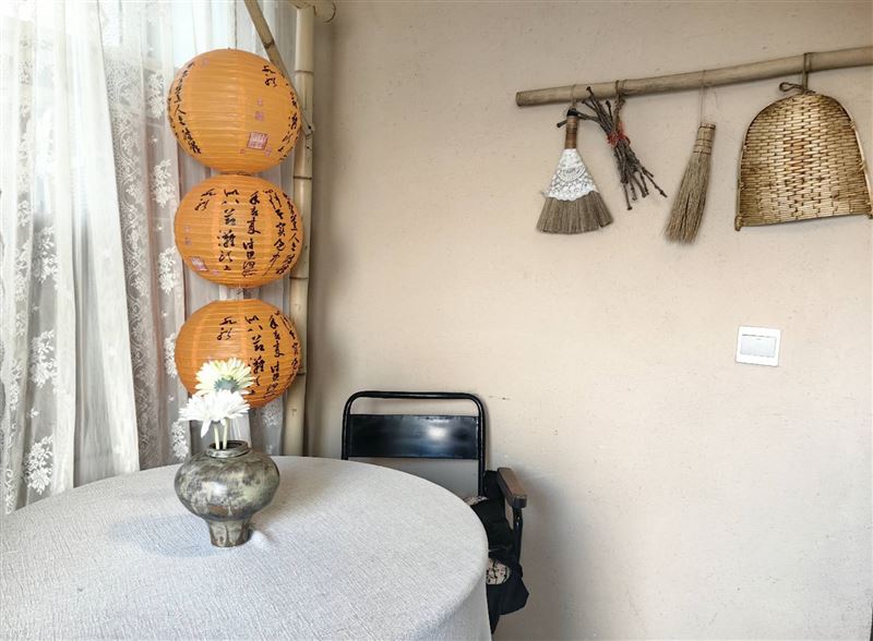 白班夜班服務(wù)員