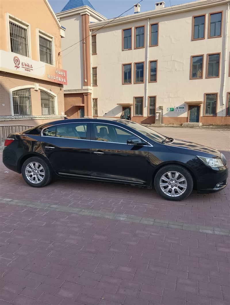 11年別克君越自動擋高配原值20萬