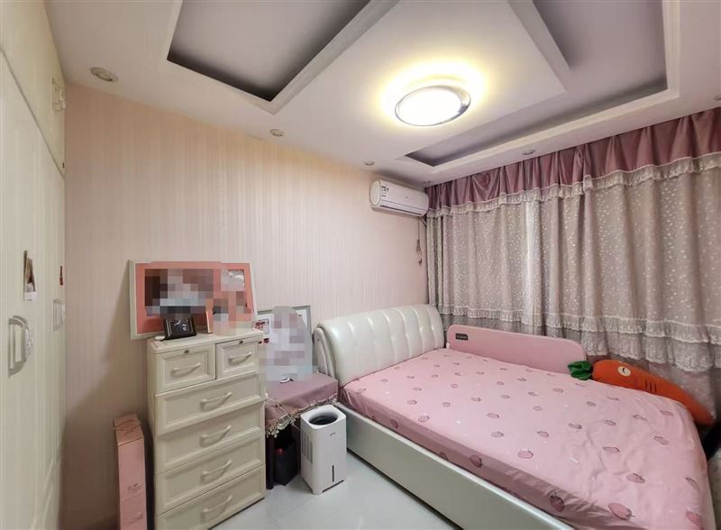 售歐洲新城電梯樓